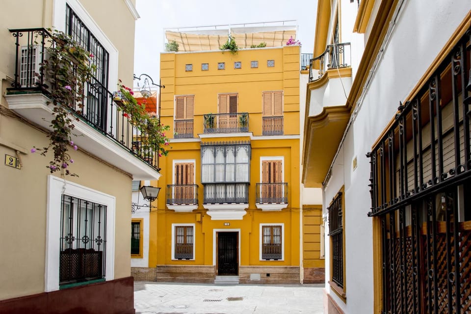 Property building, Facade/entrance, Neighbourhood, Street view