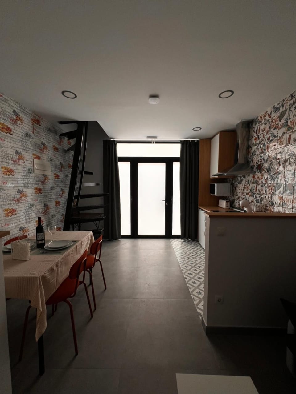 R7 Loft premium trabajo y descanso junto a Metro Madrid Apartment in Madrid
