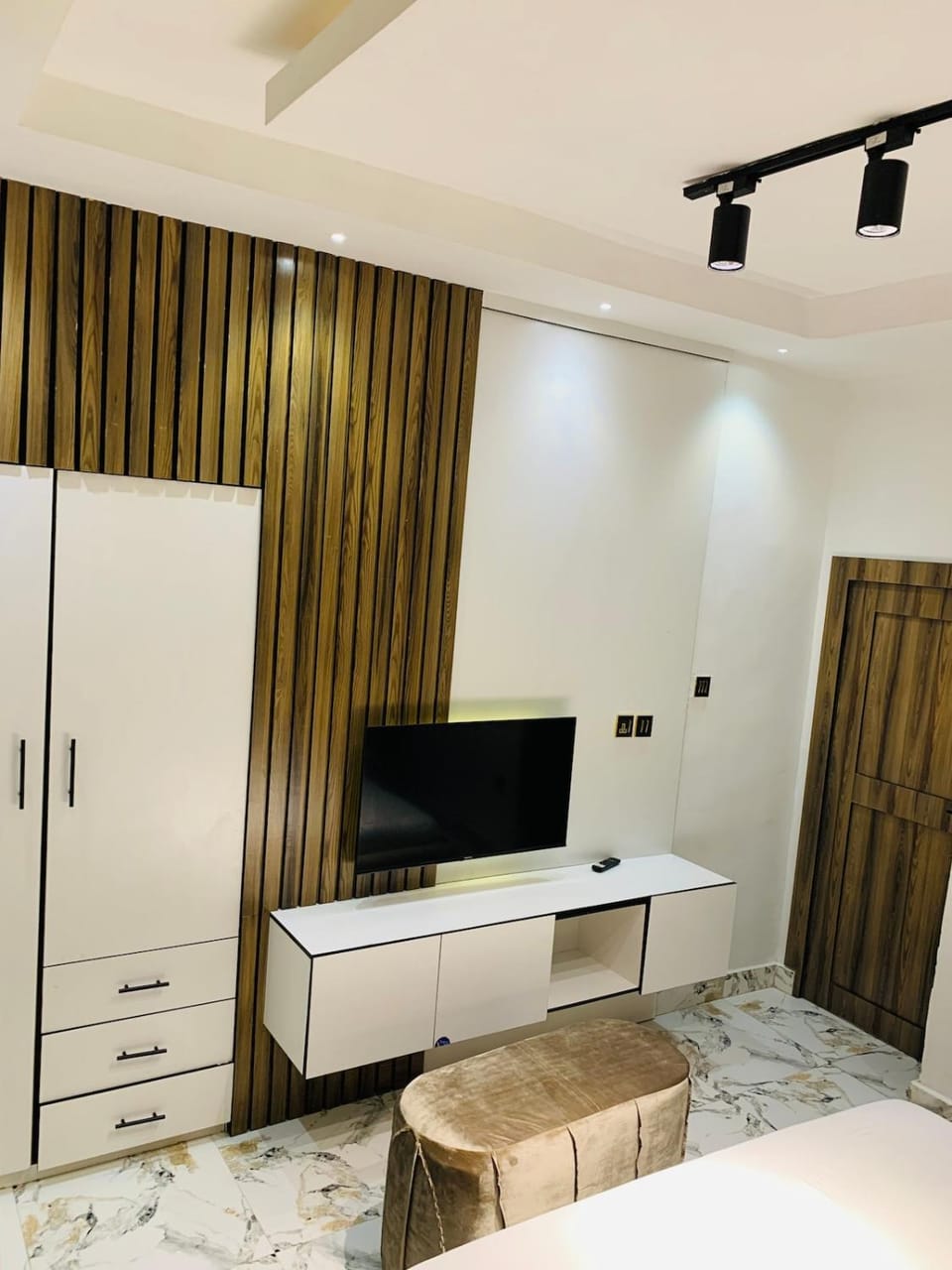 3BED flat close to the airport lagos Apartment in Lagos