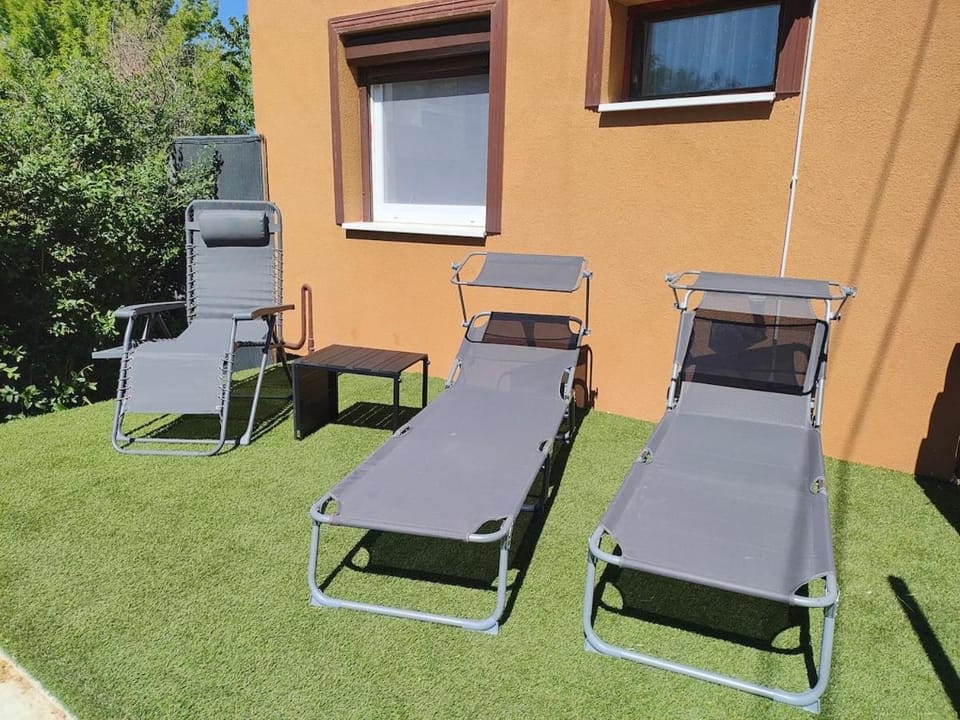 Csengi Apartman Apartment in Balatonszárszó