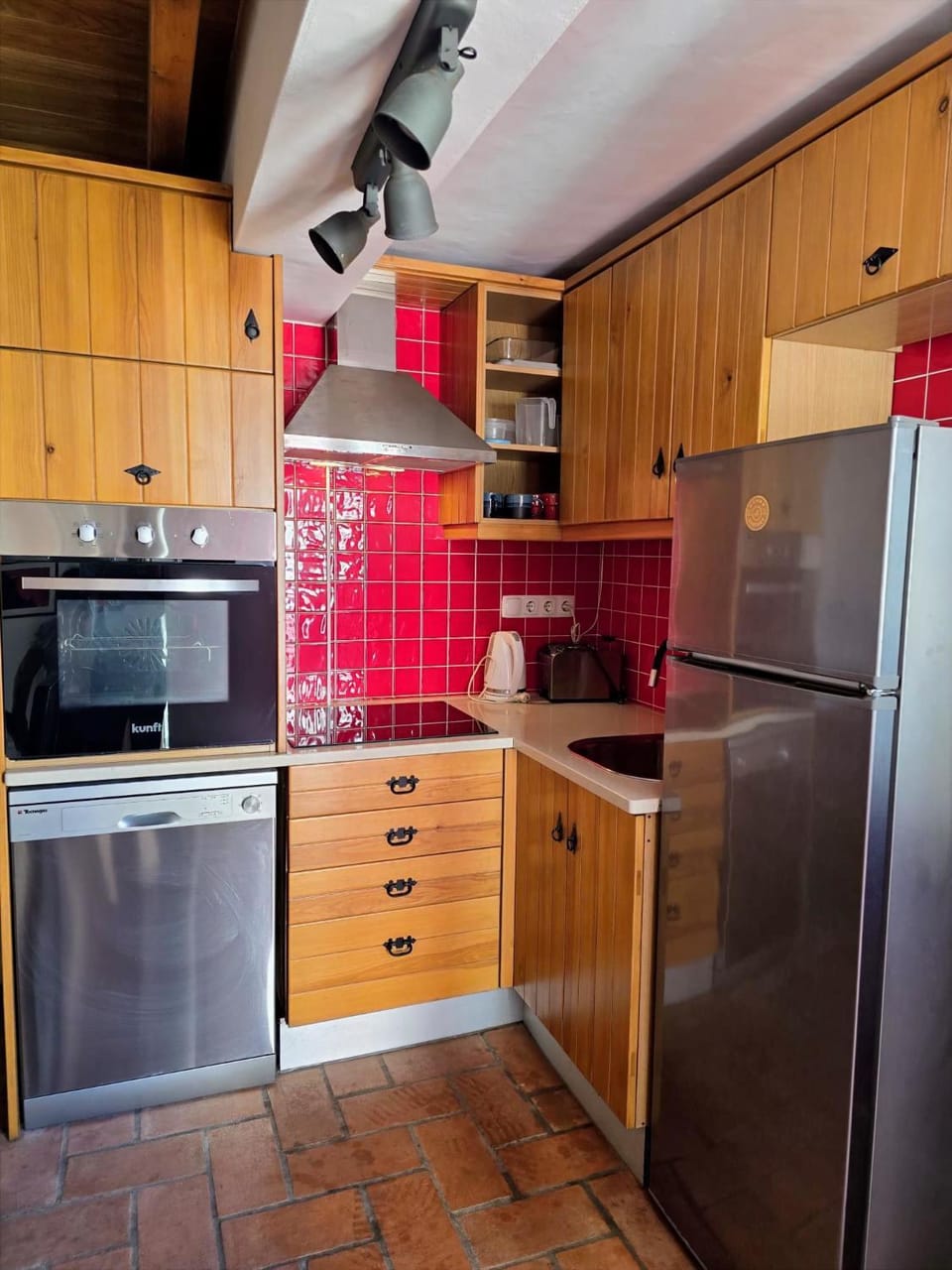 Kitchen or kitchenette, dishwasher, oven, toaster, toaster, kitchen