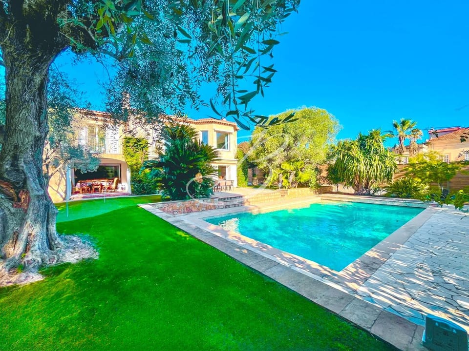 Garden, Swimming pool