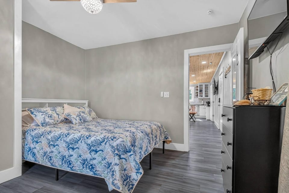 536 S 2nd St House in Pensacola Beach