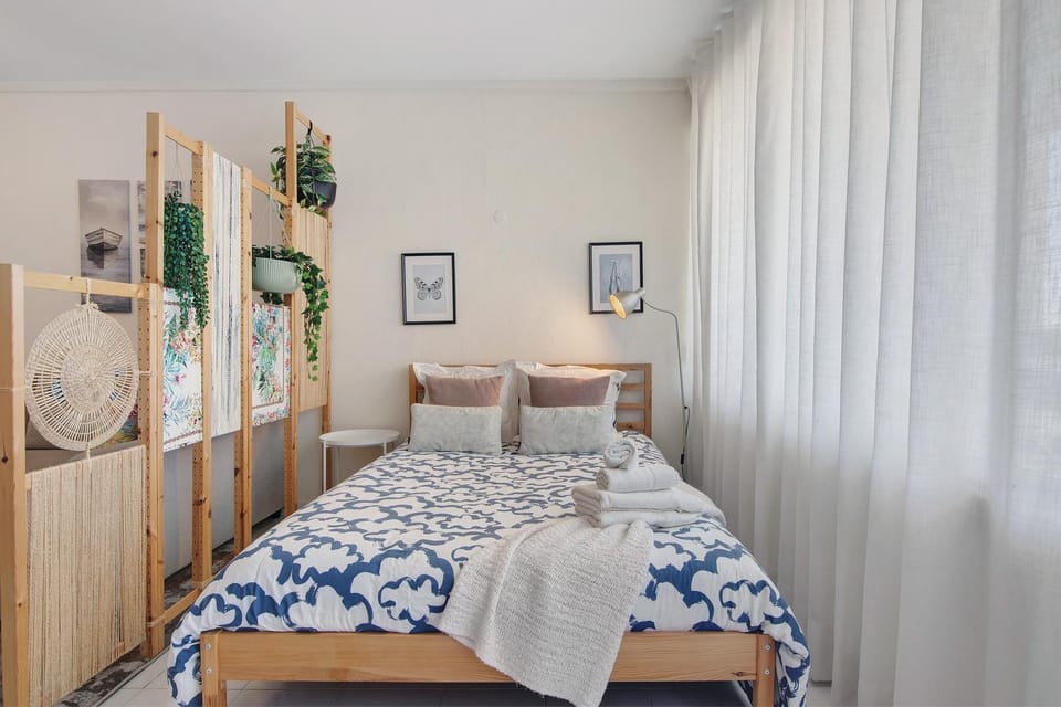 Living room, Bedroom