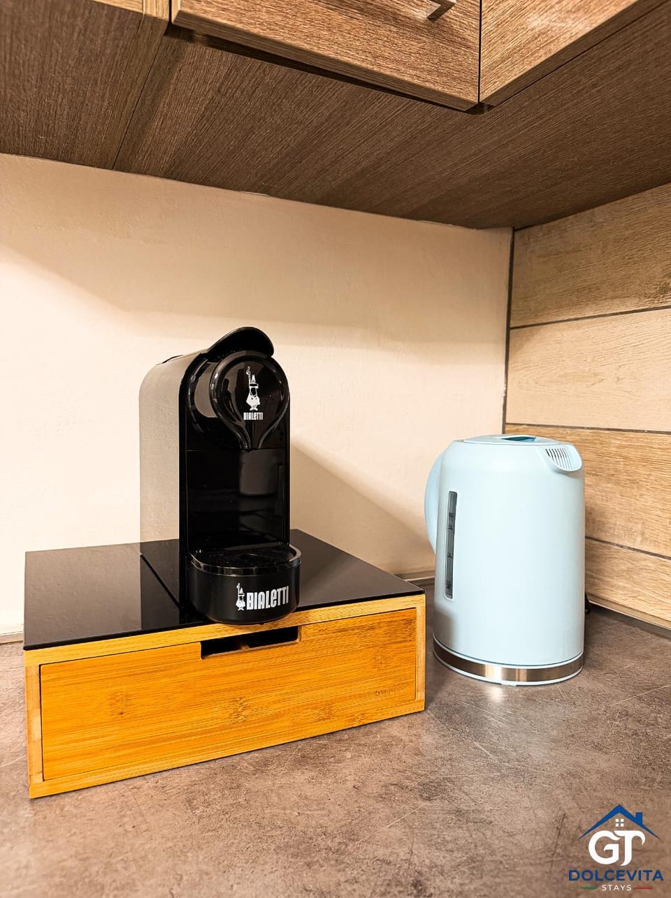 Coffee/tea facilities, Kitchen or kitchenette, toaster