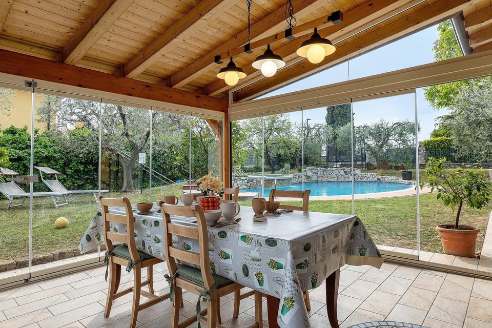 Casa Elisa Bed and Breakfast in Torri del Benaco