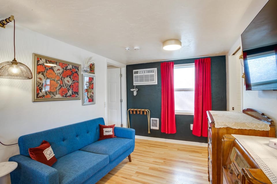 3 Mi to Downtown Spokane! Cozy Couple’s Retreat Apartment in Spokane