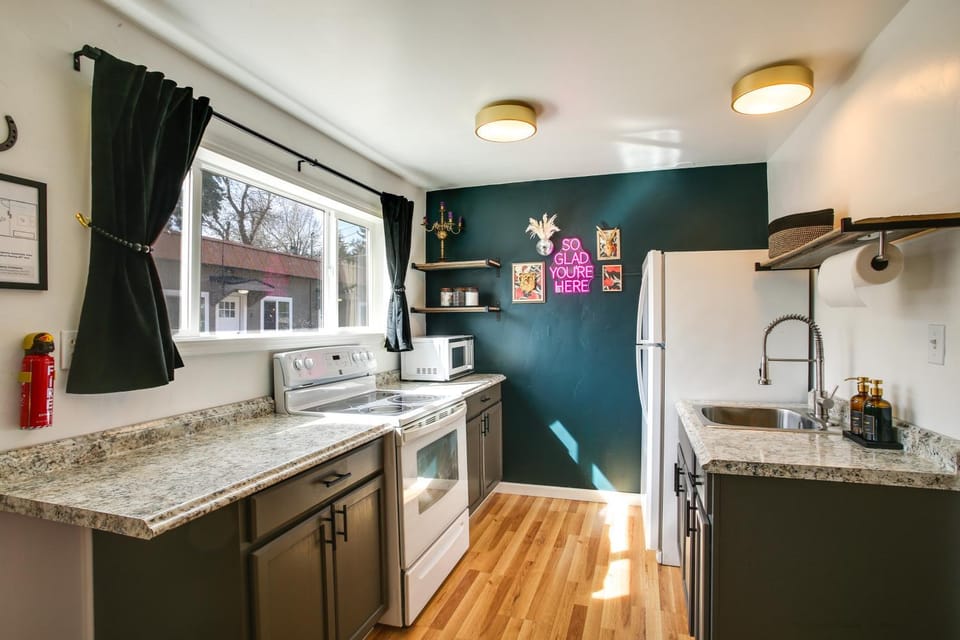 Charming & Historic! Spokane Apt Near Dtwn Apartment in Spokane