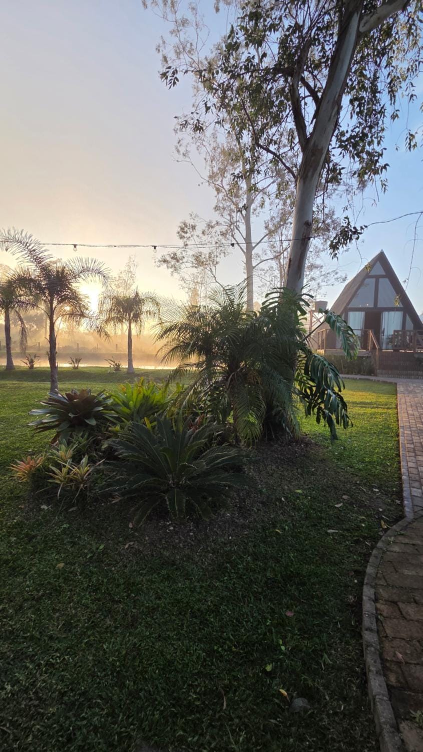 Chalé A-Frame Exclusivo com Lago Privativo Chalet in State of Rio Grande do Sul