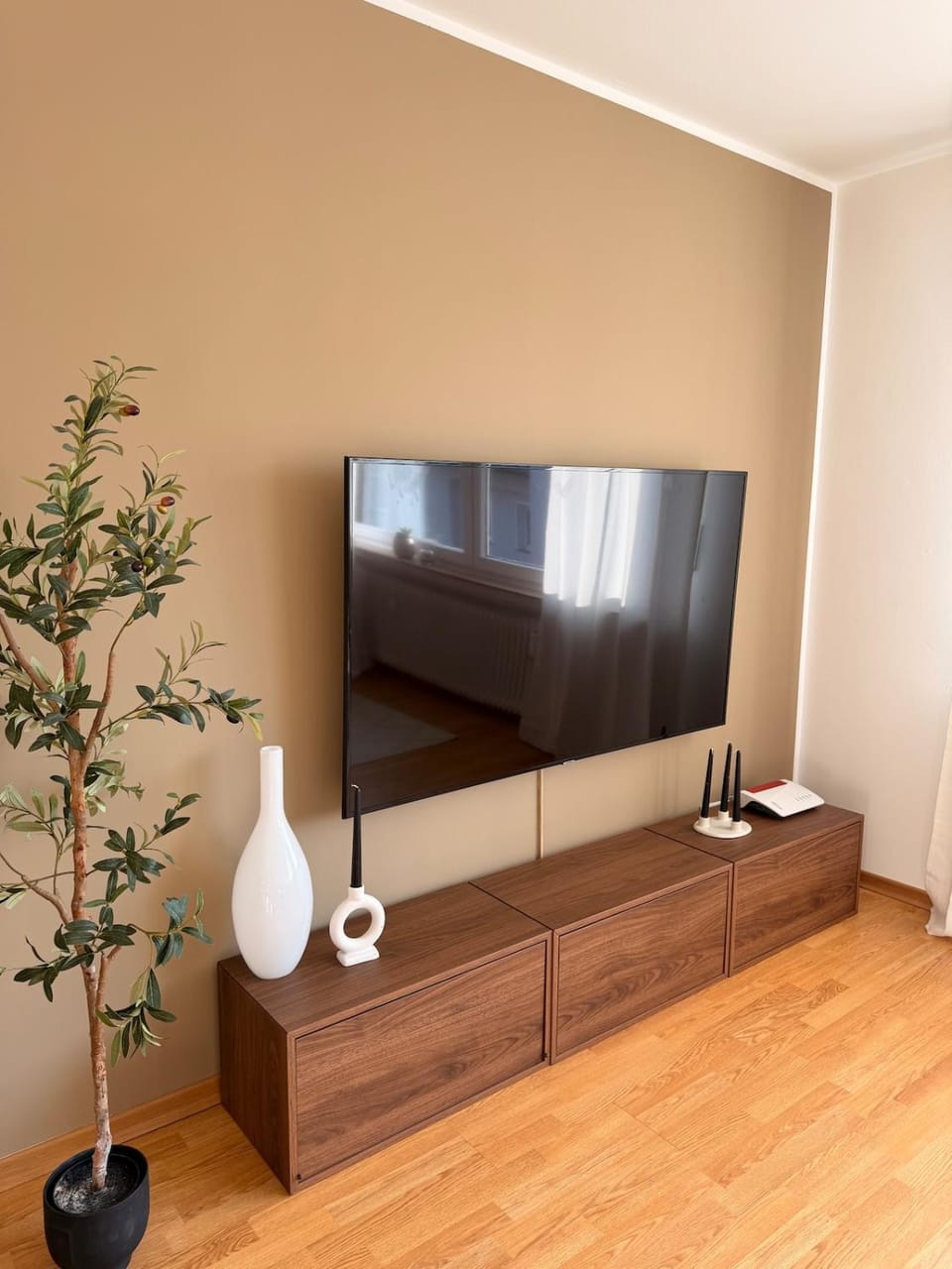 Communal lounge/ TV room, TV and multimedia, Evening entertainment