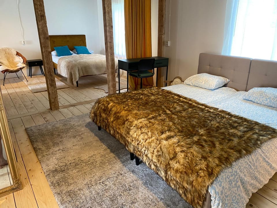 Karula Stay - 2 Bedroom City House and Caravan House in Estonia