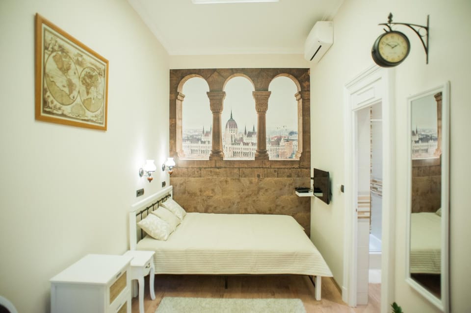 Bed, Photo of the whole room, Photo of the whole room