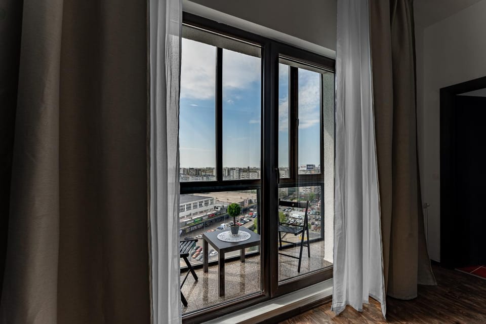 Day, View (from property/room), Balcony/Terrace, City view
