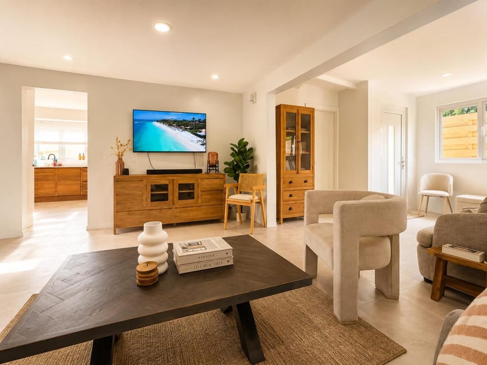 5BR Villa Aruba with Pool Sleeps 10 Family Friends Villa in Santa Cruz