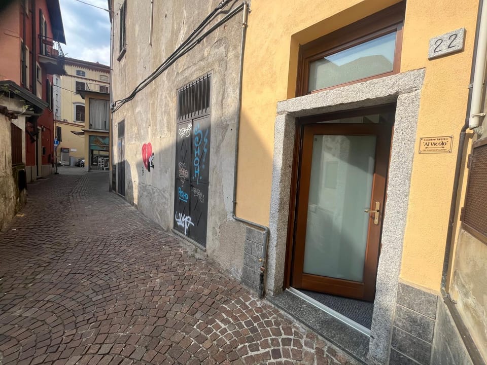 Property building, Neighbourhood, Street view