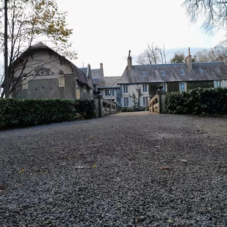 Votre chambre au Château de Mimont Bed and Breakfast in Bourgogne-Franche-Comté