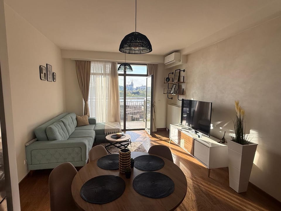 The Gates 609 Apartment in Belgrade