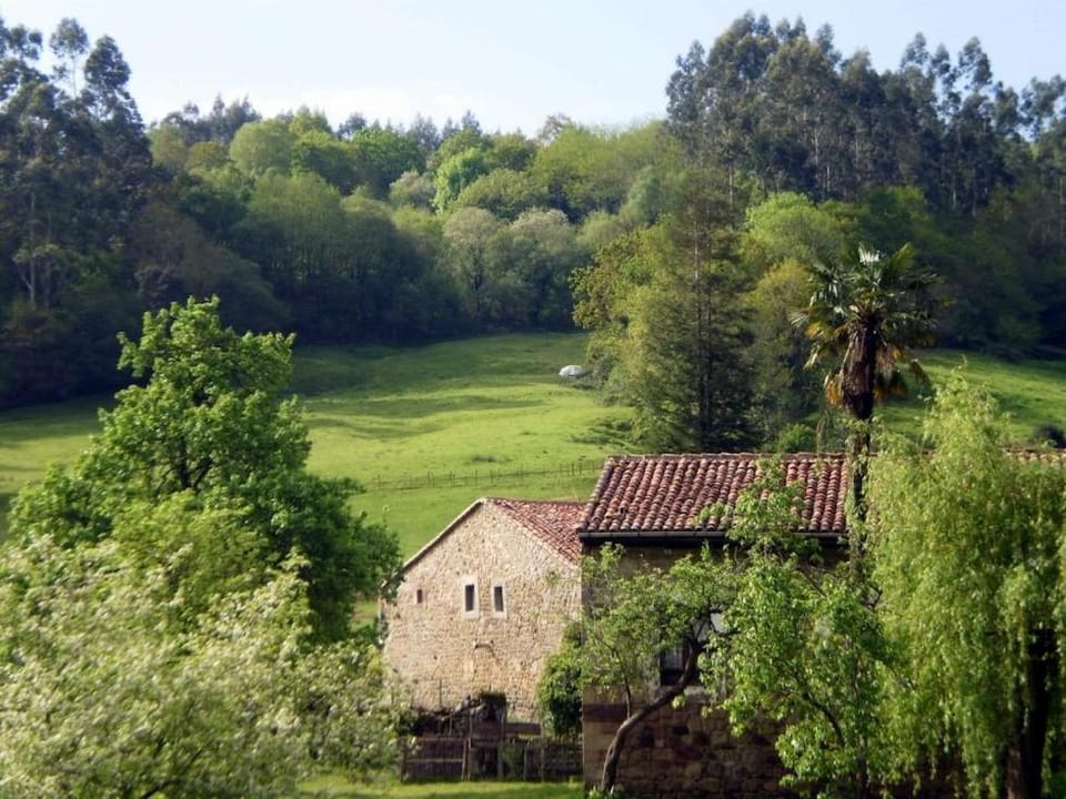 La Caparuca House in Western coast of Cantabria