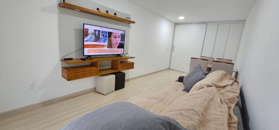 Communal lounge/ TV room, Photo of the whole room