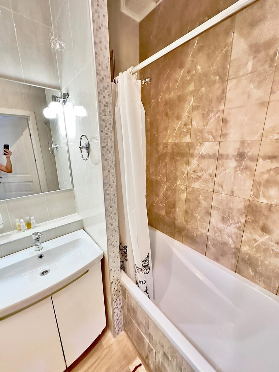 Аркадия Море 5 минут, шикарная квартира Apartment in Odessa