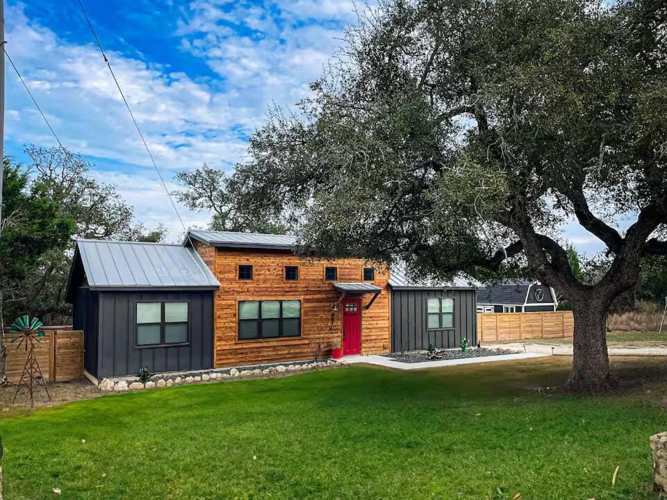 The Sauna and Soak House House in Spring Branch