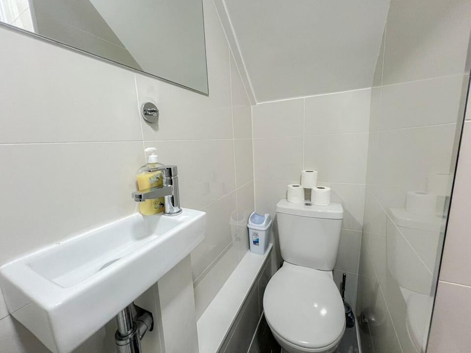 Toilet, Bathroom