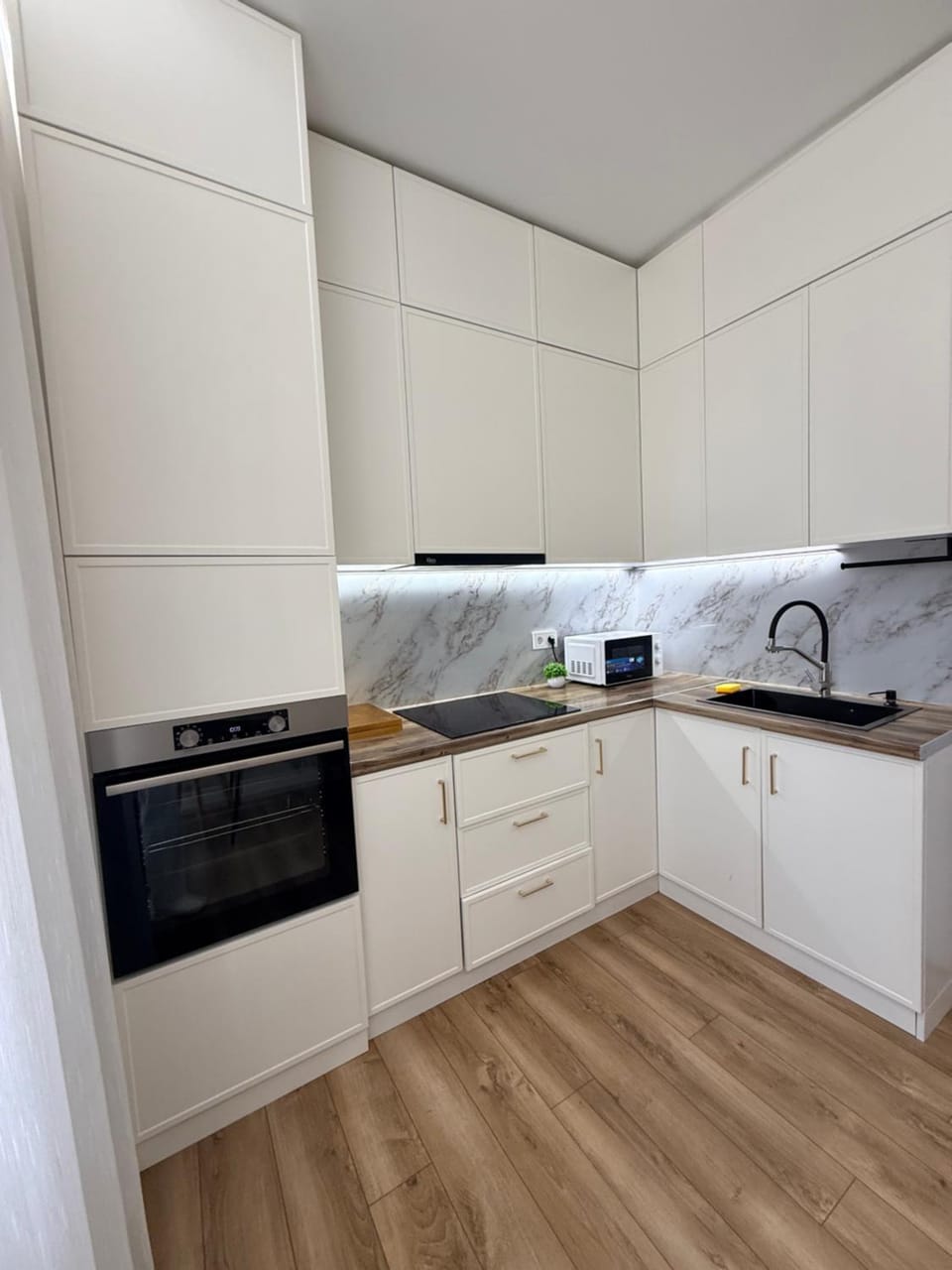 Kitchen or kitchenette, stove