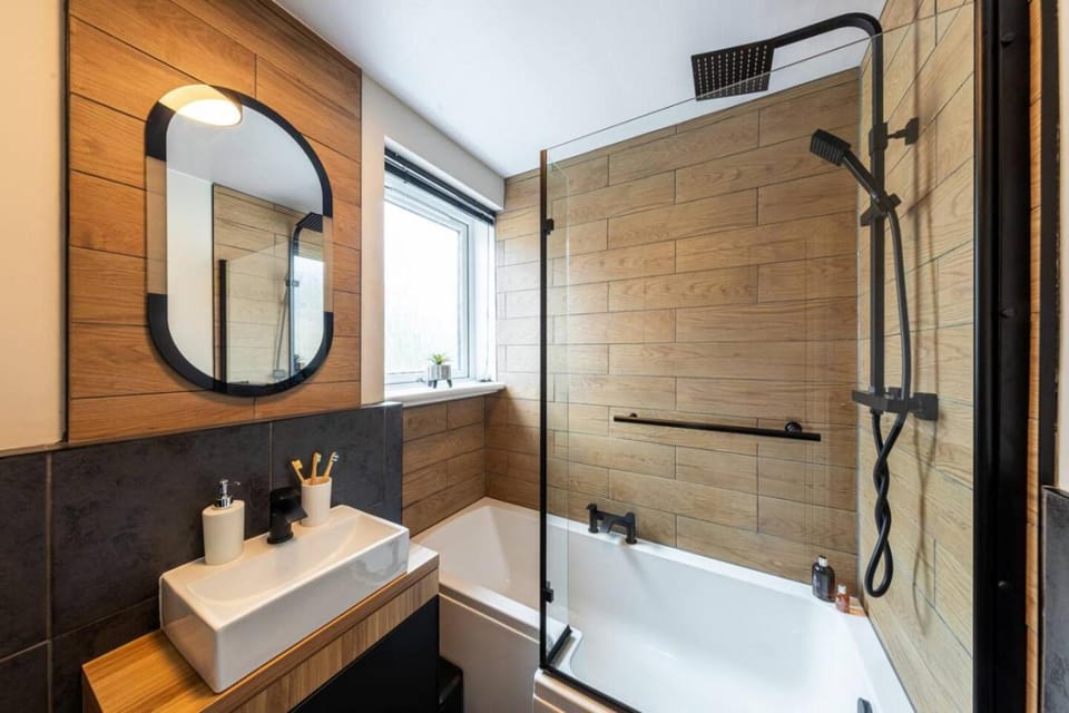 Comfortable 3-Bed Home, Glasgow House in Glasgow