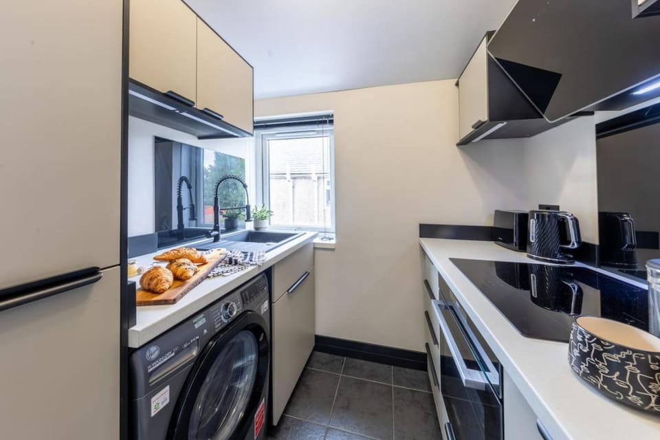 Comfortable 3-Bed Home, Glasgow House in Glasgow