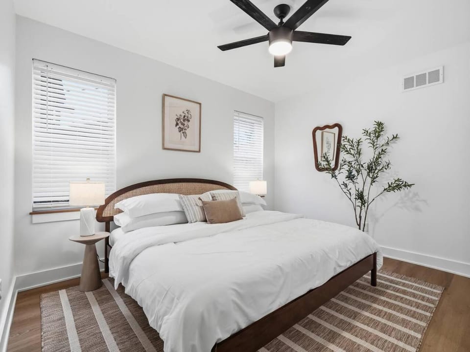RARE Stay Haven Collection in Ohio City Apartment in Ohio City