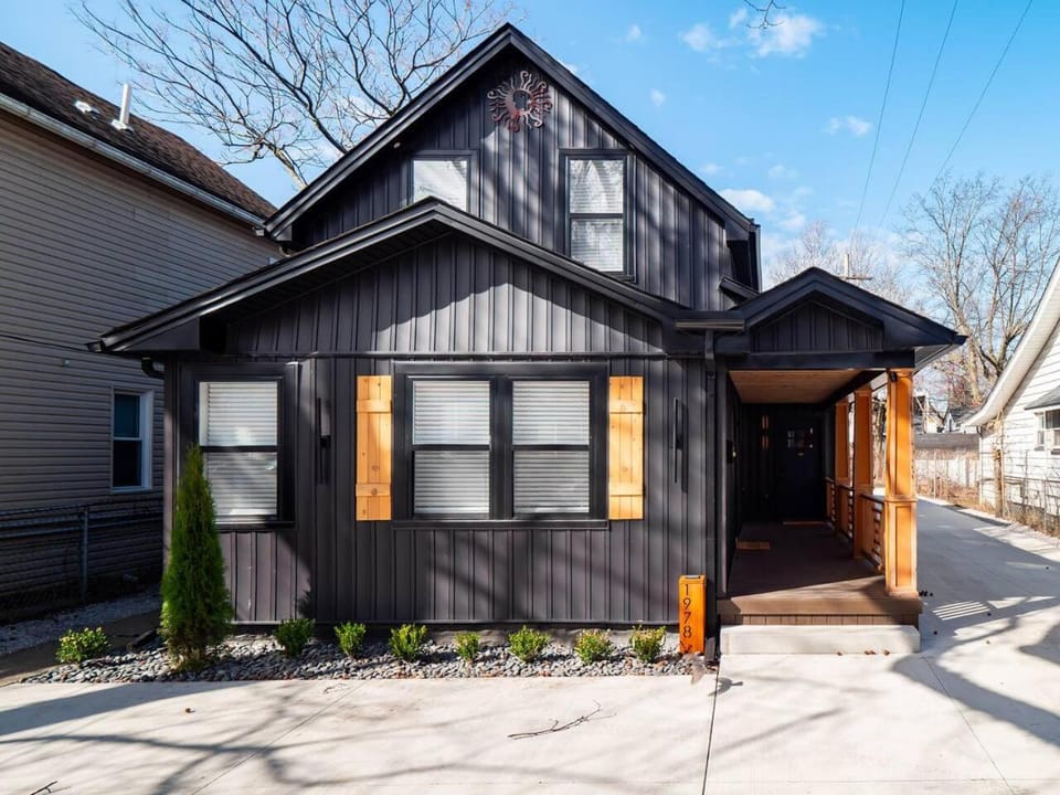 RARE Stay Haven Collection in Ohio City Apartment in Ohio City