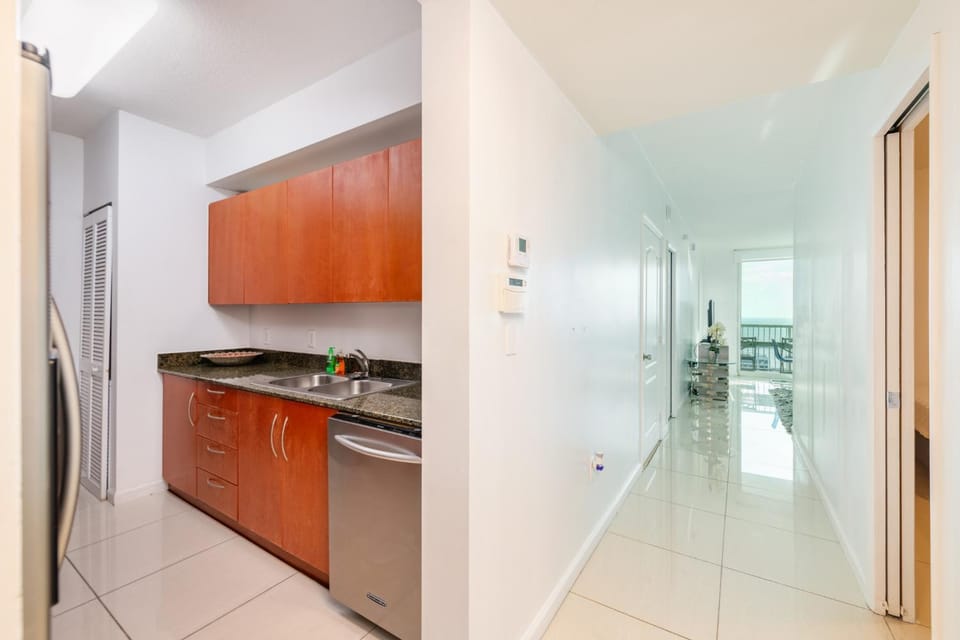4309 the club PENTHOUSE Oceanview 4bedroom freeparking at brickell House in Brickell