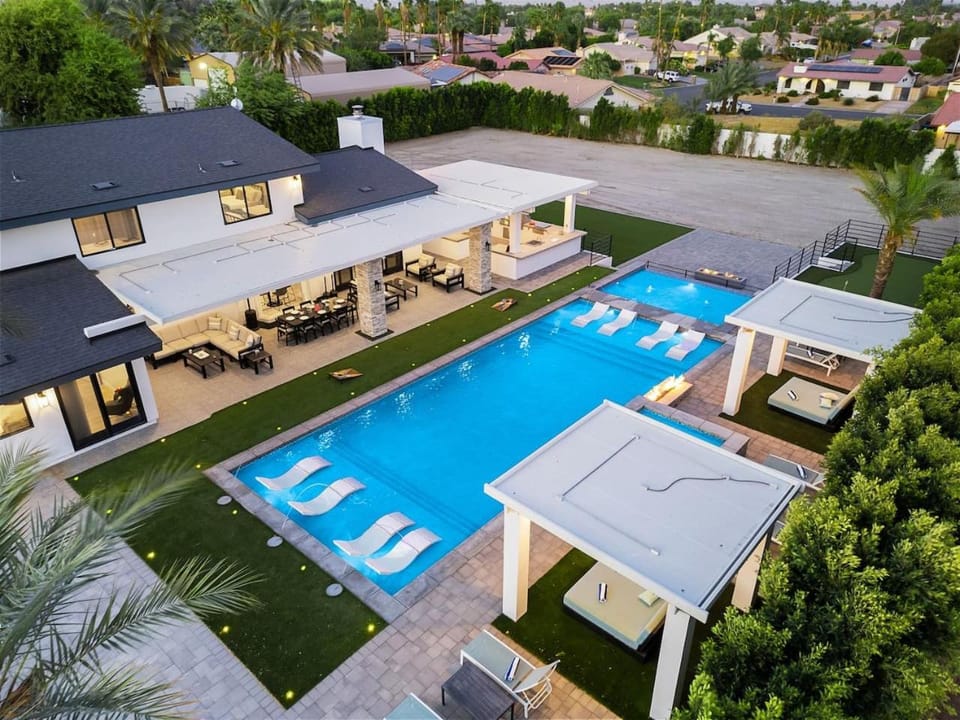 True Country 1 Acre Property with 65ft Pool House in Bermuda Dunes