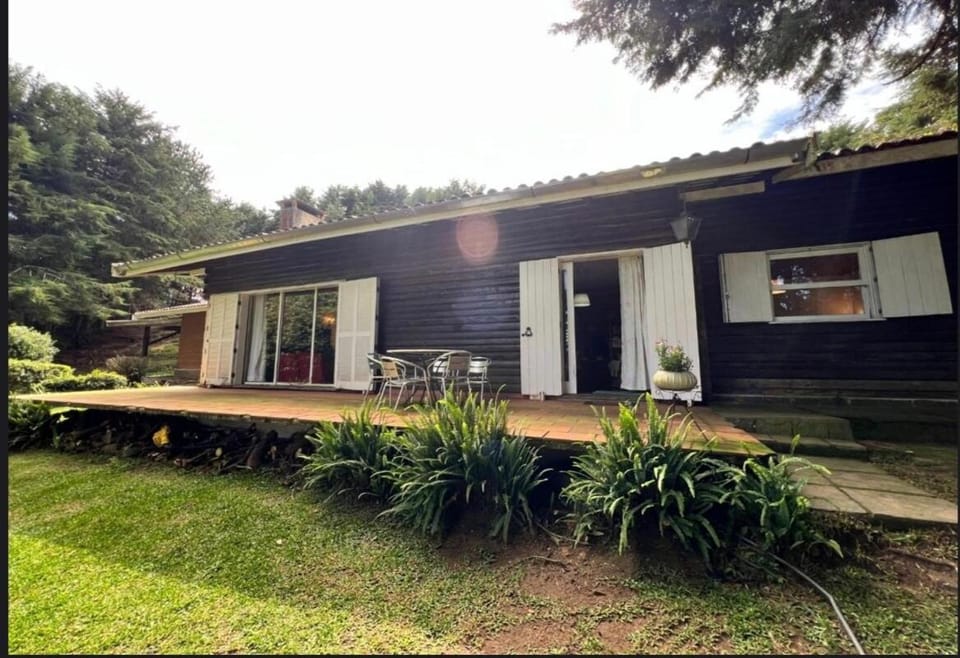 Ermo do Lampião, natureza, conforto e segurança House in Campos do Jordão