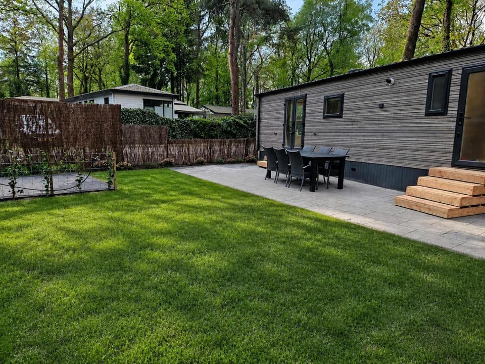 Roosje Chalet in Hoenderloo