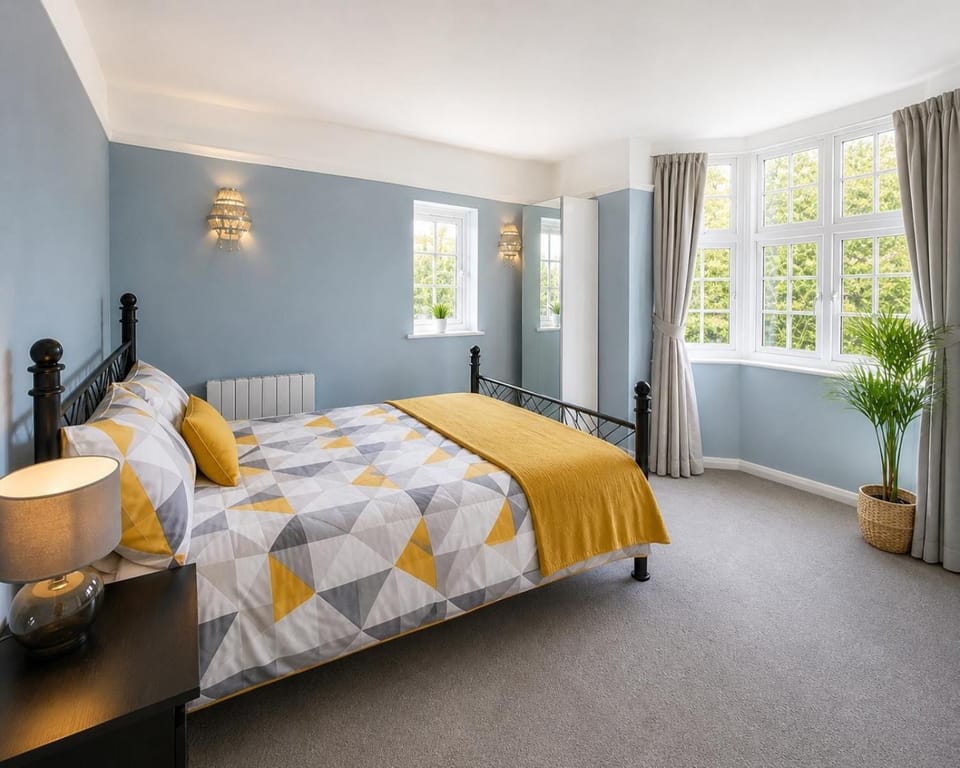 2 Bed City Center Apartment Near Station with Parking Apartment in Guildford