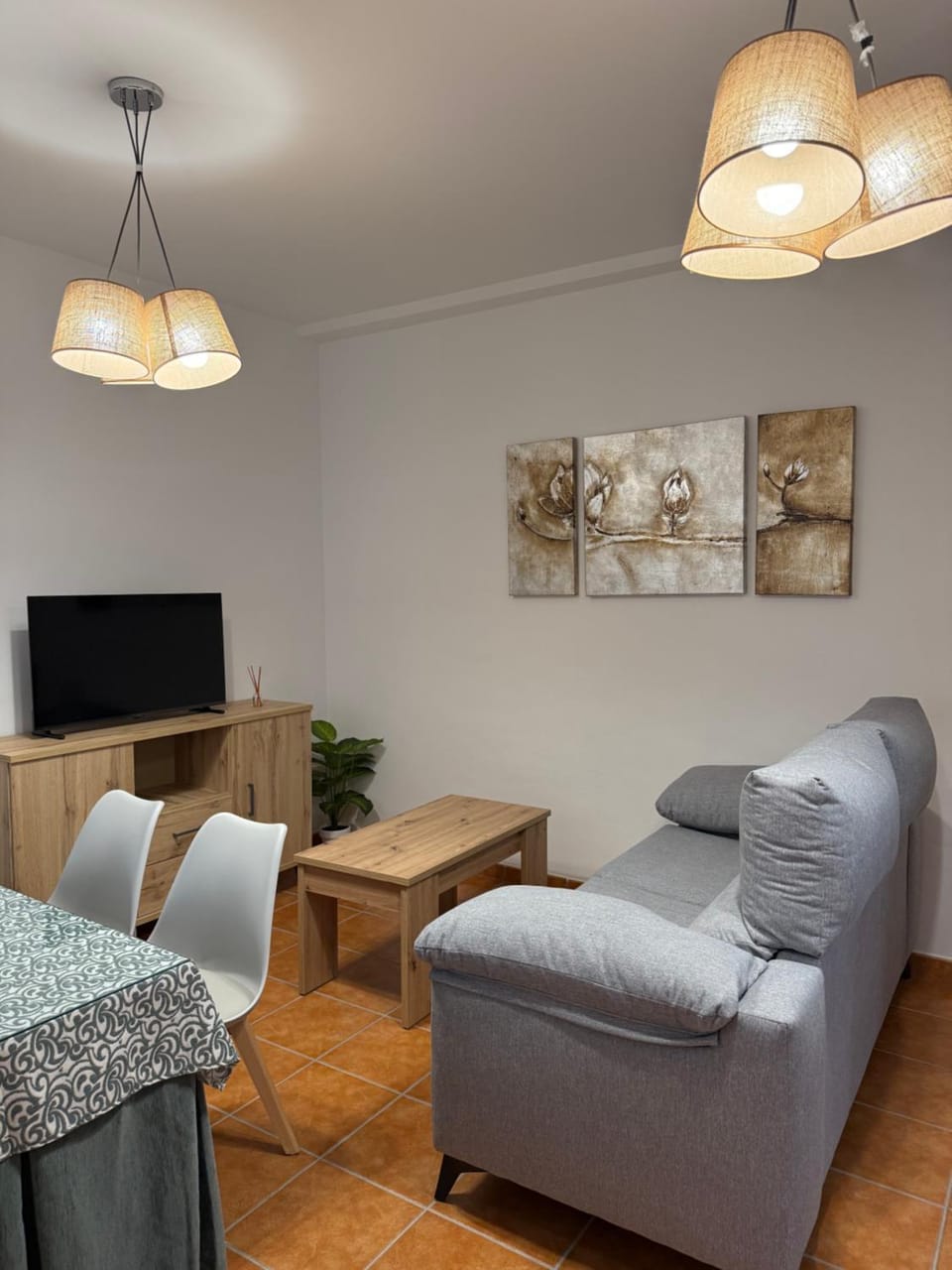 TV and multimedia, Living room, Seating area