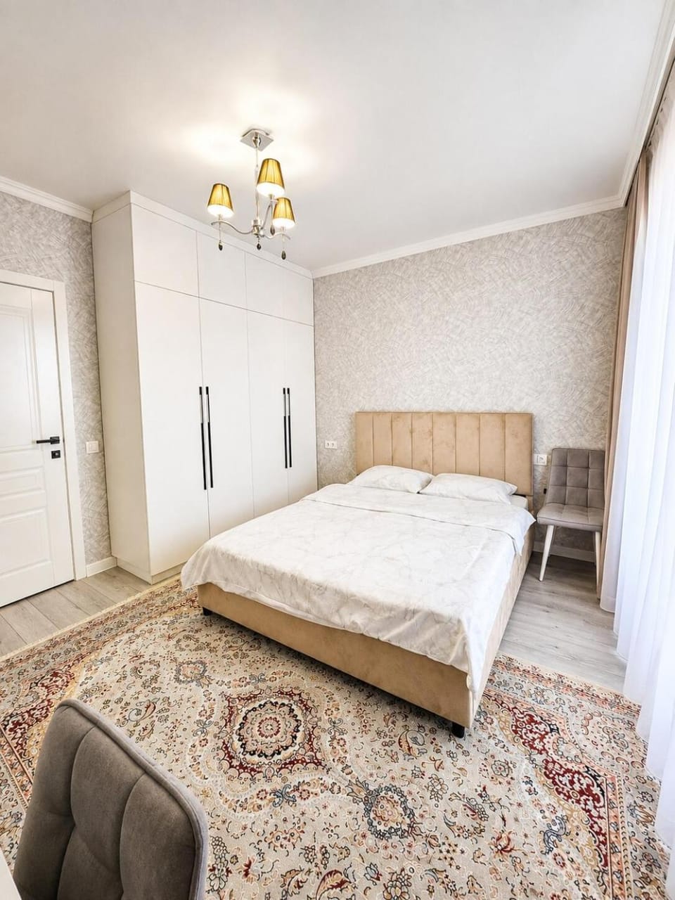 Двухкомнатная жк Budapest Apartment in Kazakhstan