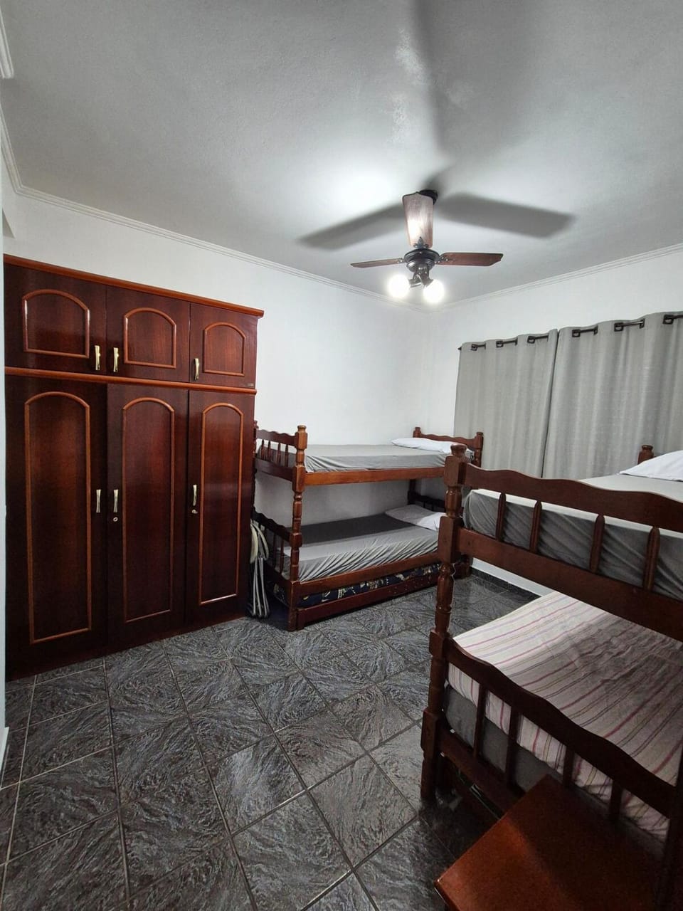 Apartment Praia grande SP 300 meters from the beach, great location! Apartment in State of São Paulo