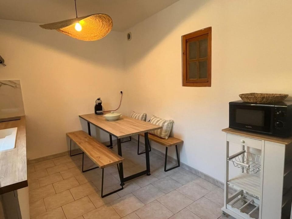 Grand appartement en centre ville de Cavaillon Apartment in Cavaillon