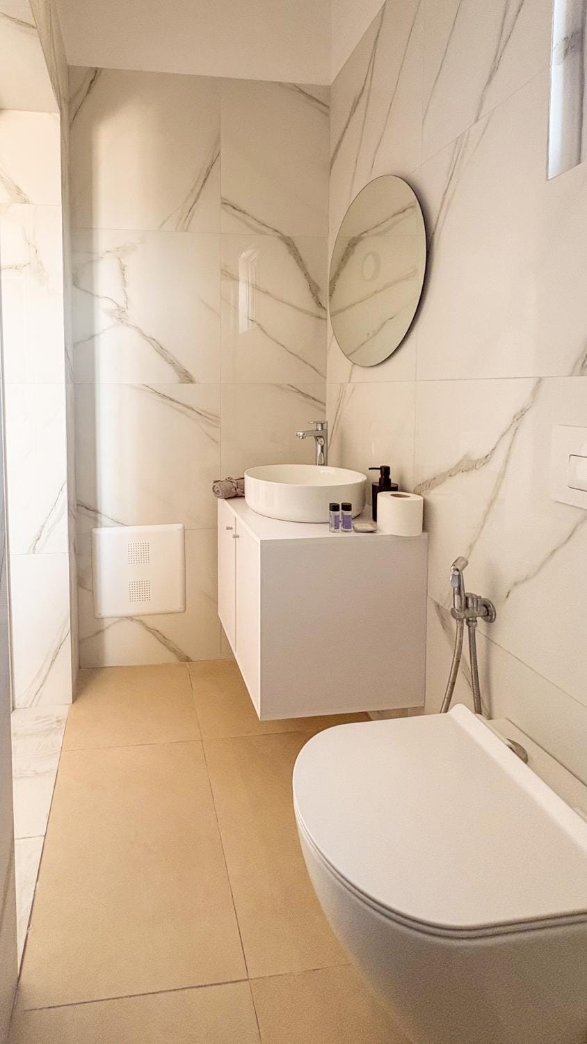 Toilet, Bathroom
