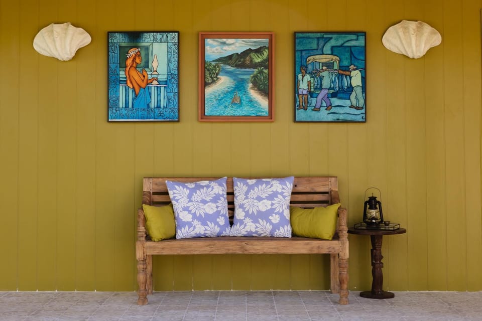 Decorative detail, Seating area