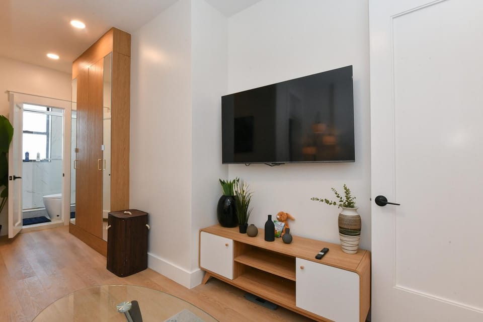 Modern 2BR Apartment Near Central Park Apartment hotel in Upper West Side