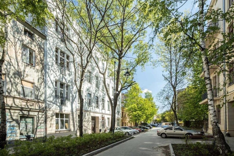 Property building, Neighbourhood, Street view