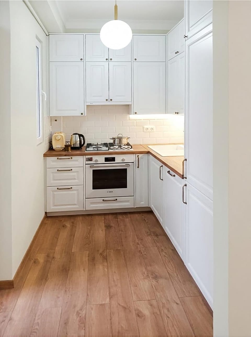 microwave, oven, stove, kitchen