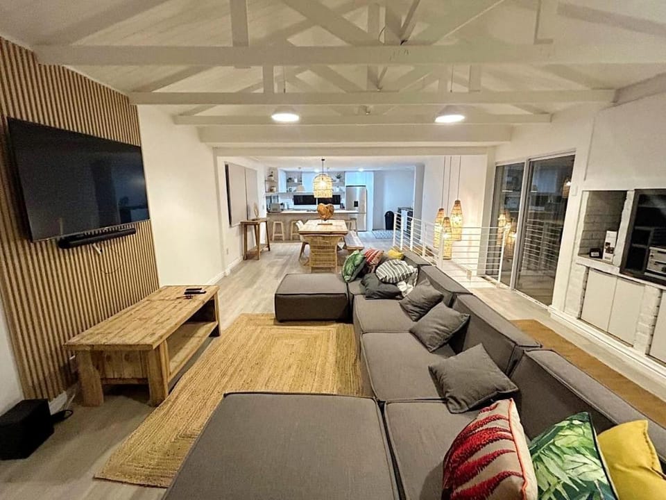 Ocean Whisper Beach Villas Apartment in Eastern Cape