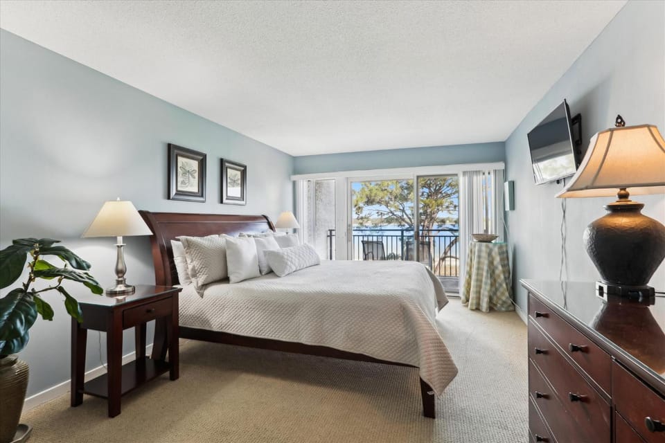 1900 Beachside Tennis House in Hilton Head Island
