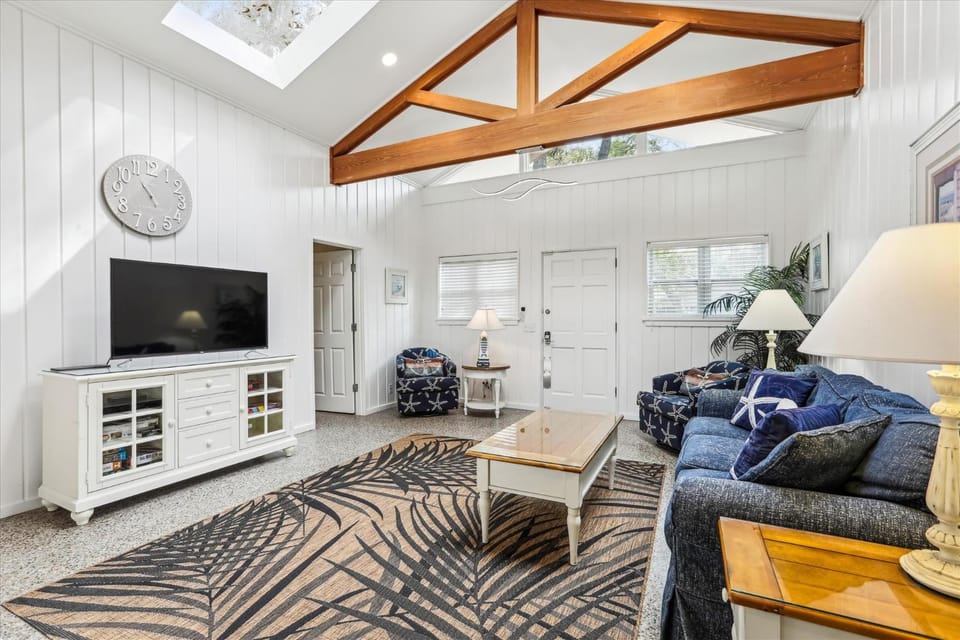 2 Cassina Lane House in South Forest Beach