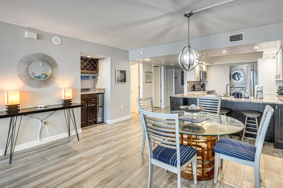 Beach, Pool & Sauna Access! Daytona Shores Escape House in Daytona Beach Shores