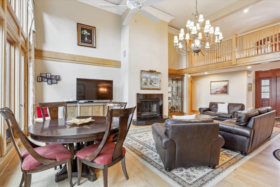 2 Sea Oak Lane House in South Forest Beach